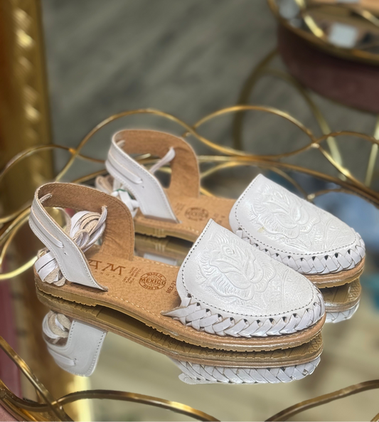 Paloma | White Huaraches