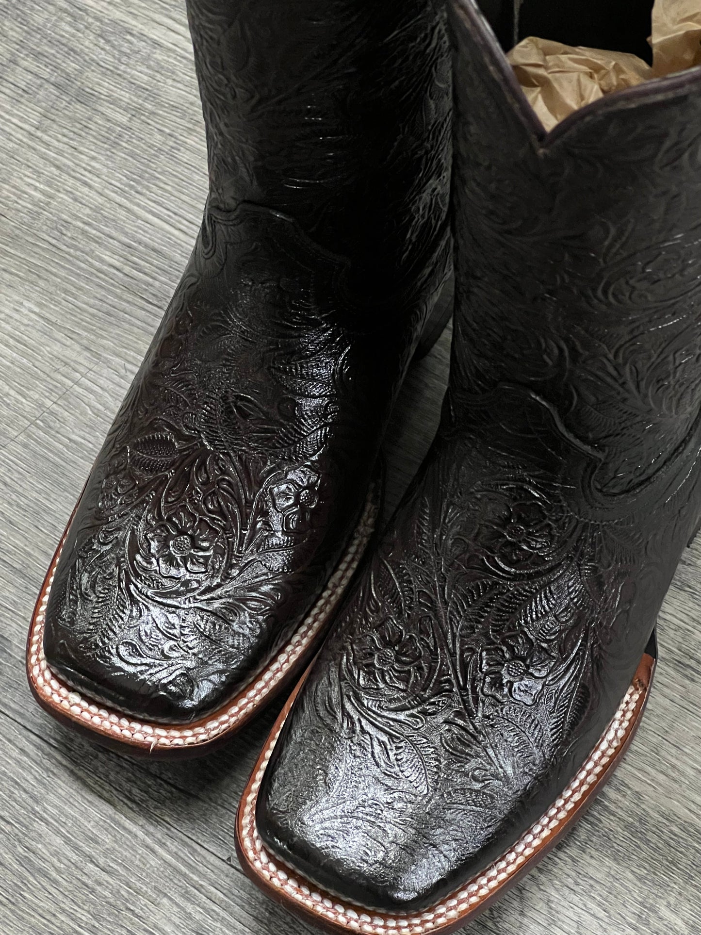 Esther | square toe Hand-tooled Boots Wine