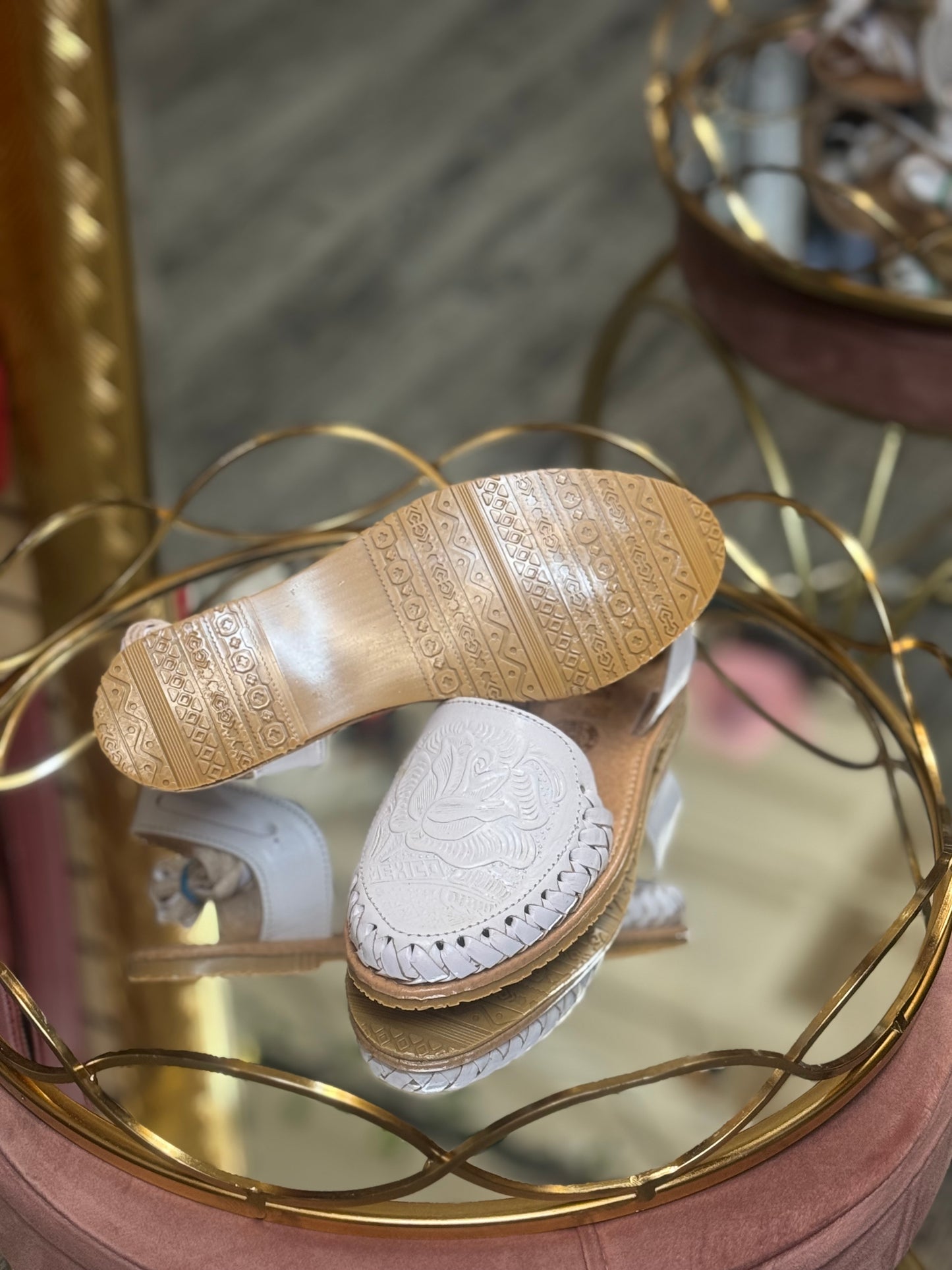 Paloma | White Huaraches