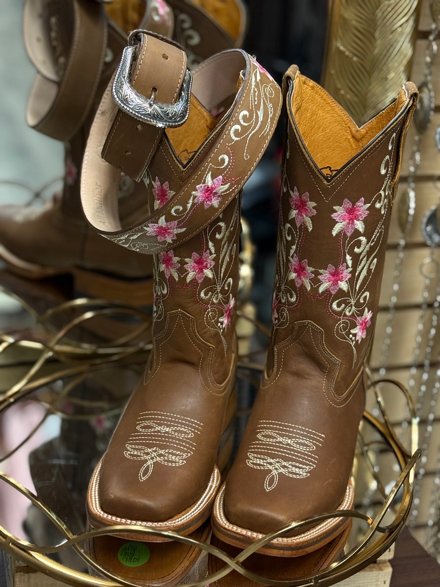 Tania | Women’s Square Toe Boots & Belt