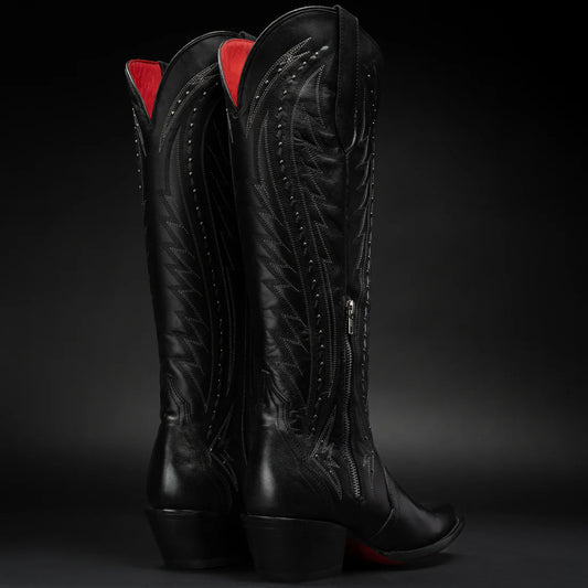 WOMEN'S SAVAGE BELLE SNIP TOE BLACK