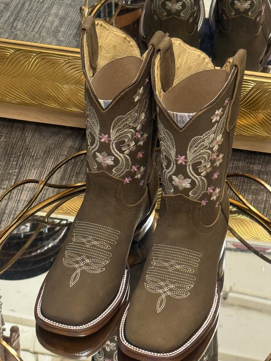 Sarahi | Pink Square Toe Boots