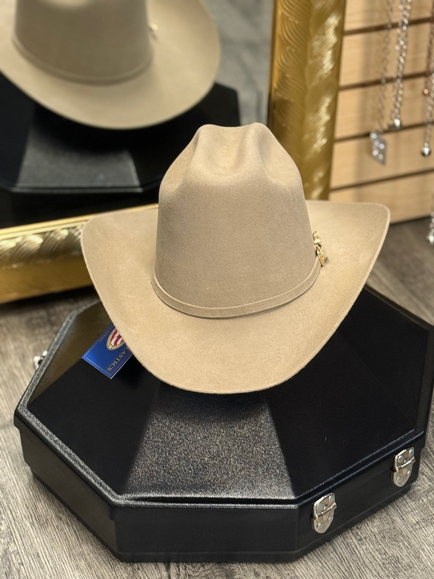 200x Austin Hats Patron