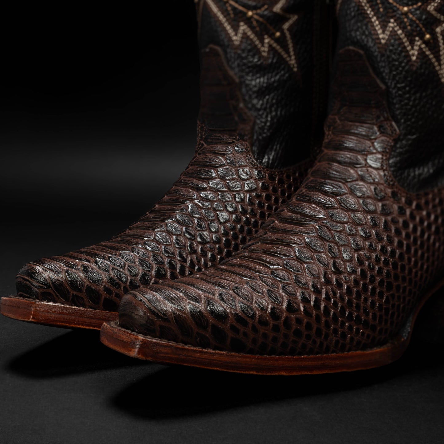 WOMEN'S SAVAGE BELLE PYTHON TRIBUTE SNIP TOE