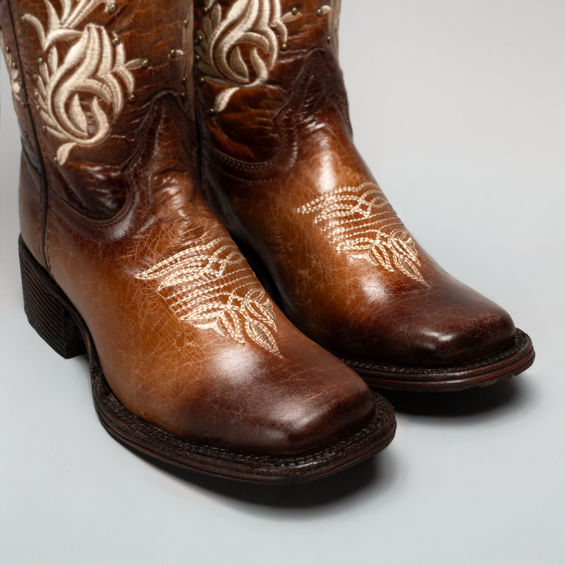 Jenny| WOMEN'S CLASSIC EMBROIDERED SQUARE TOE COWBOY BOOTS