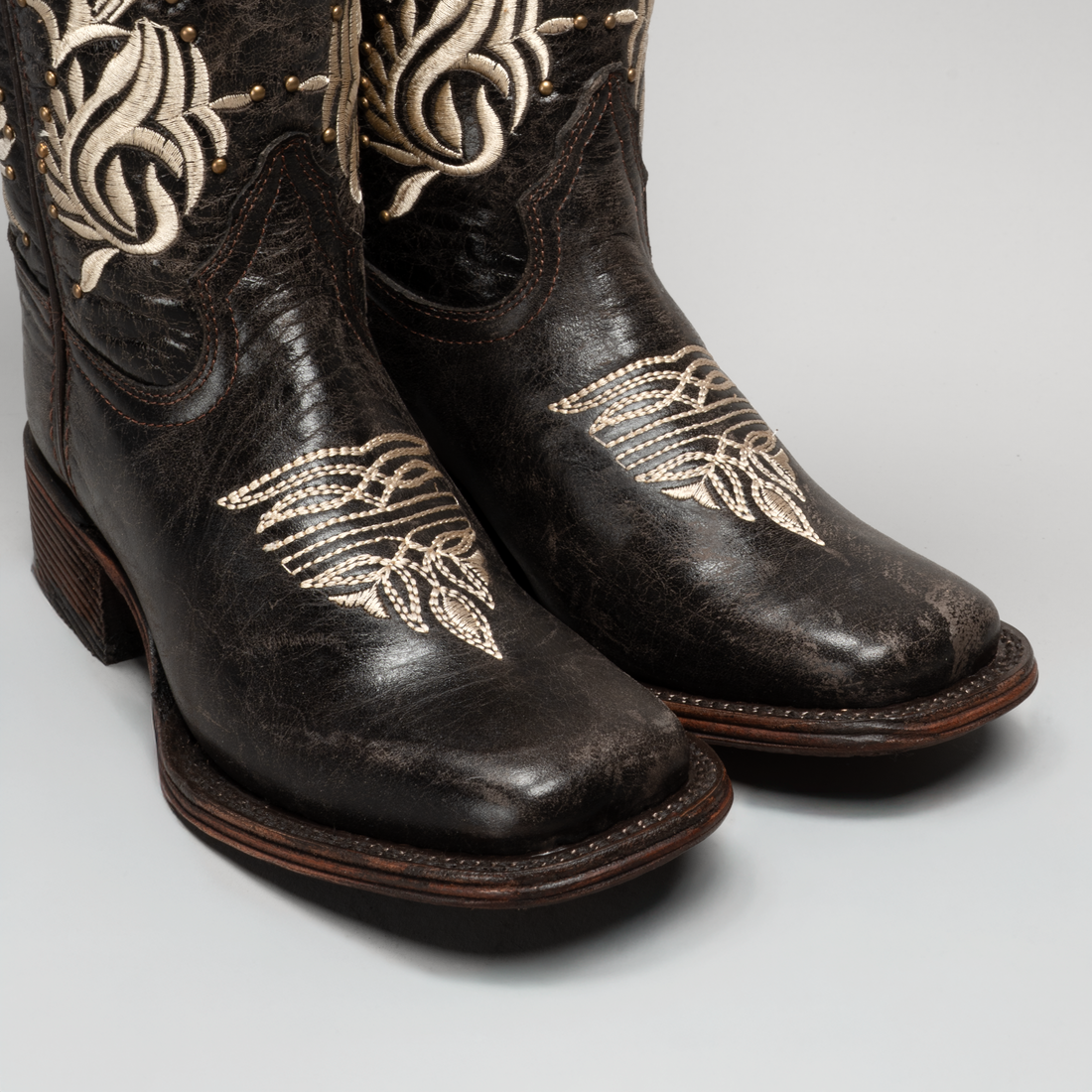 Jenny| WOMEN'S CLASSIC EMBROIDERED SQUARE TOE COWBOY BOOTS DARK BROWN