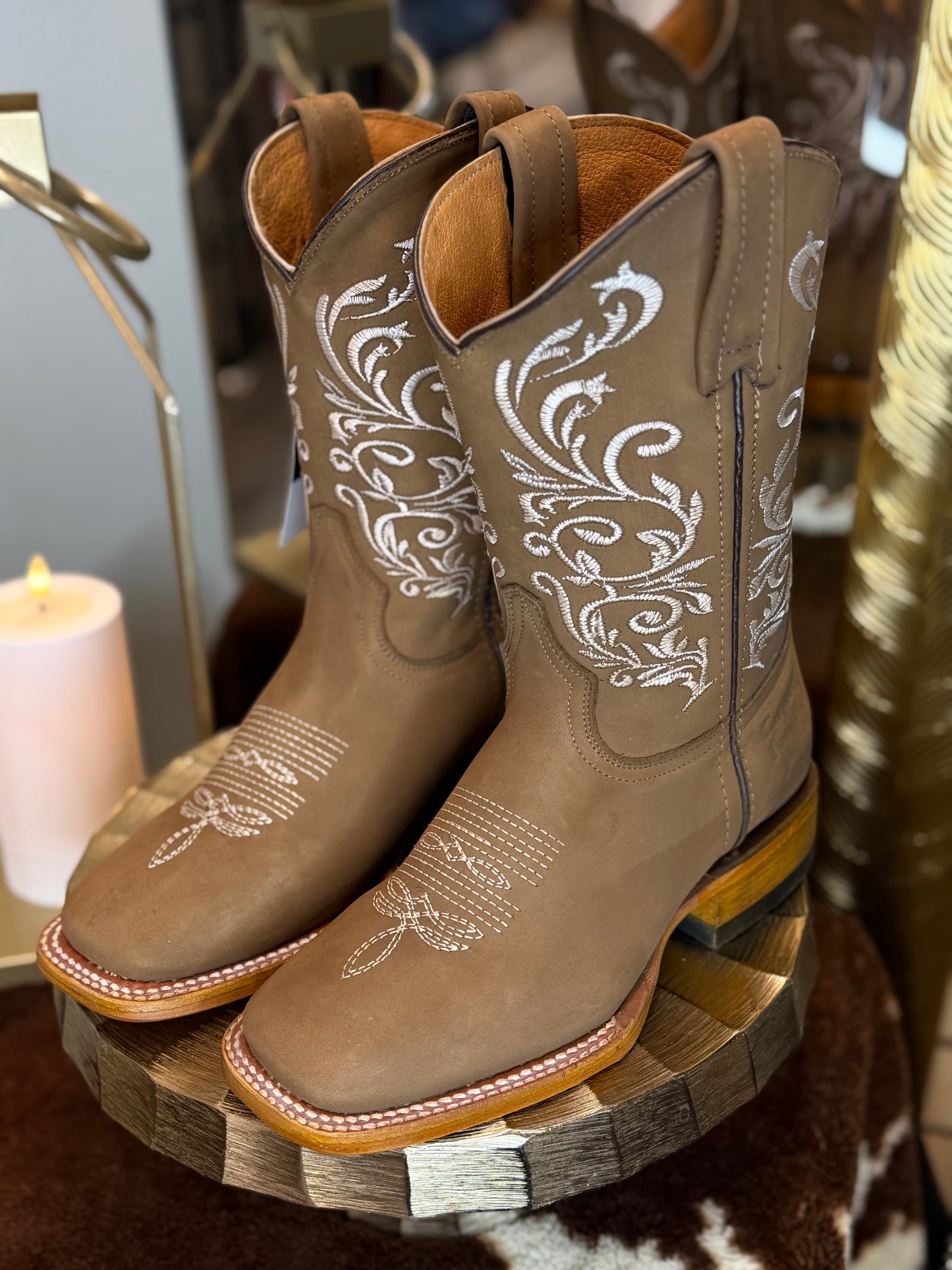 KIARA| WOMENS SQUARE TOE BOOTS