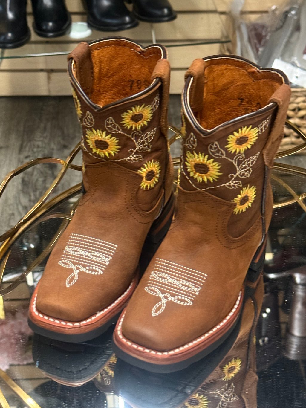Mirasol | SquareToe Girls Boots