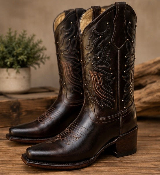 Amy | Women’s SnipToe Boots