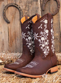Coqueta  | Women’s Square Toe Boots Brown