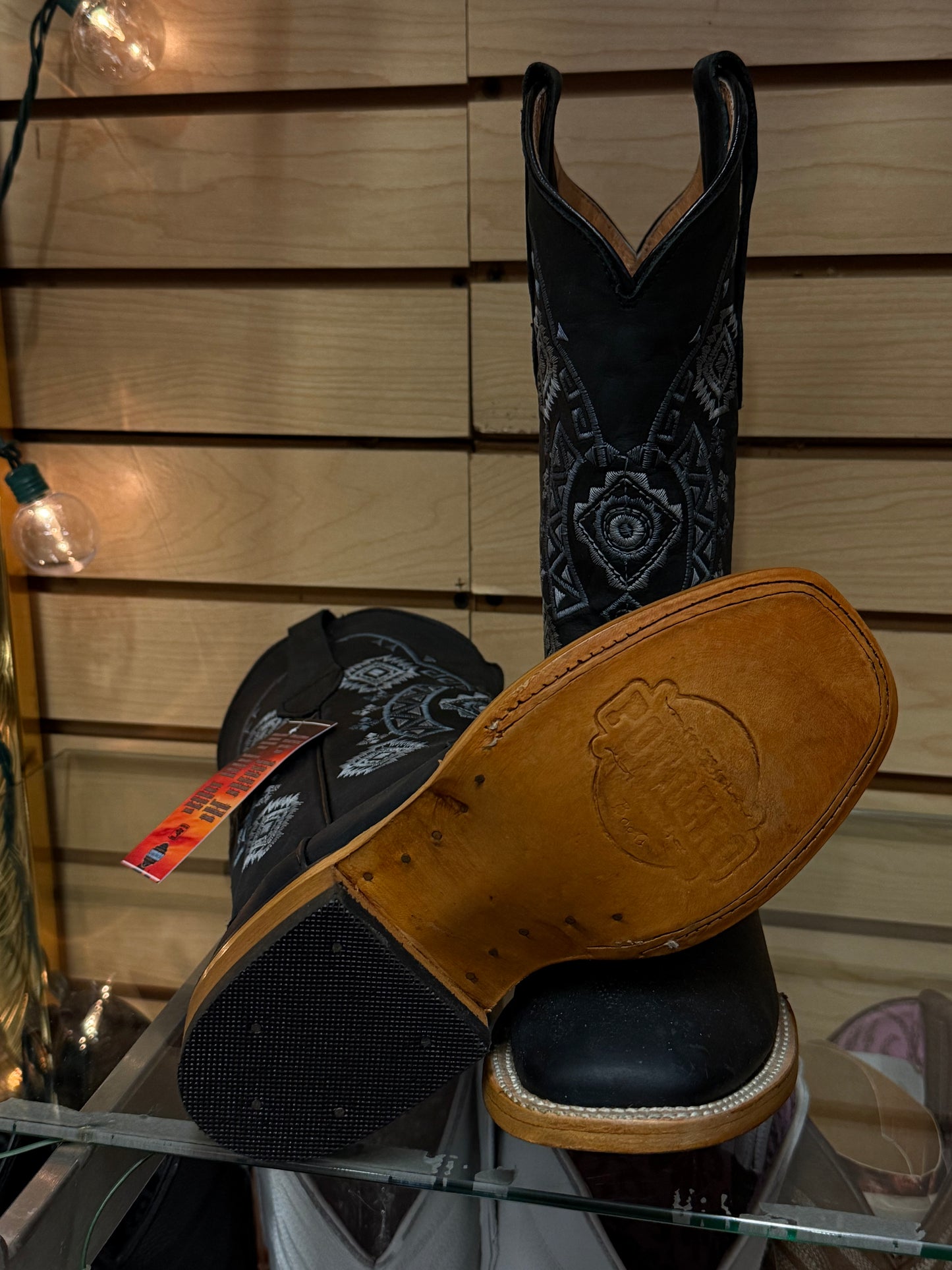 Nicte| Square Toe Boots