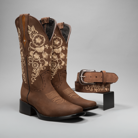 WOMEN'S EMBROIDERED SQUARE TOE COWBOY BOOTS AND BELT COMBO