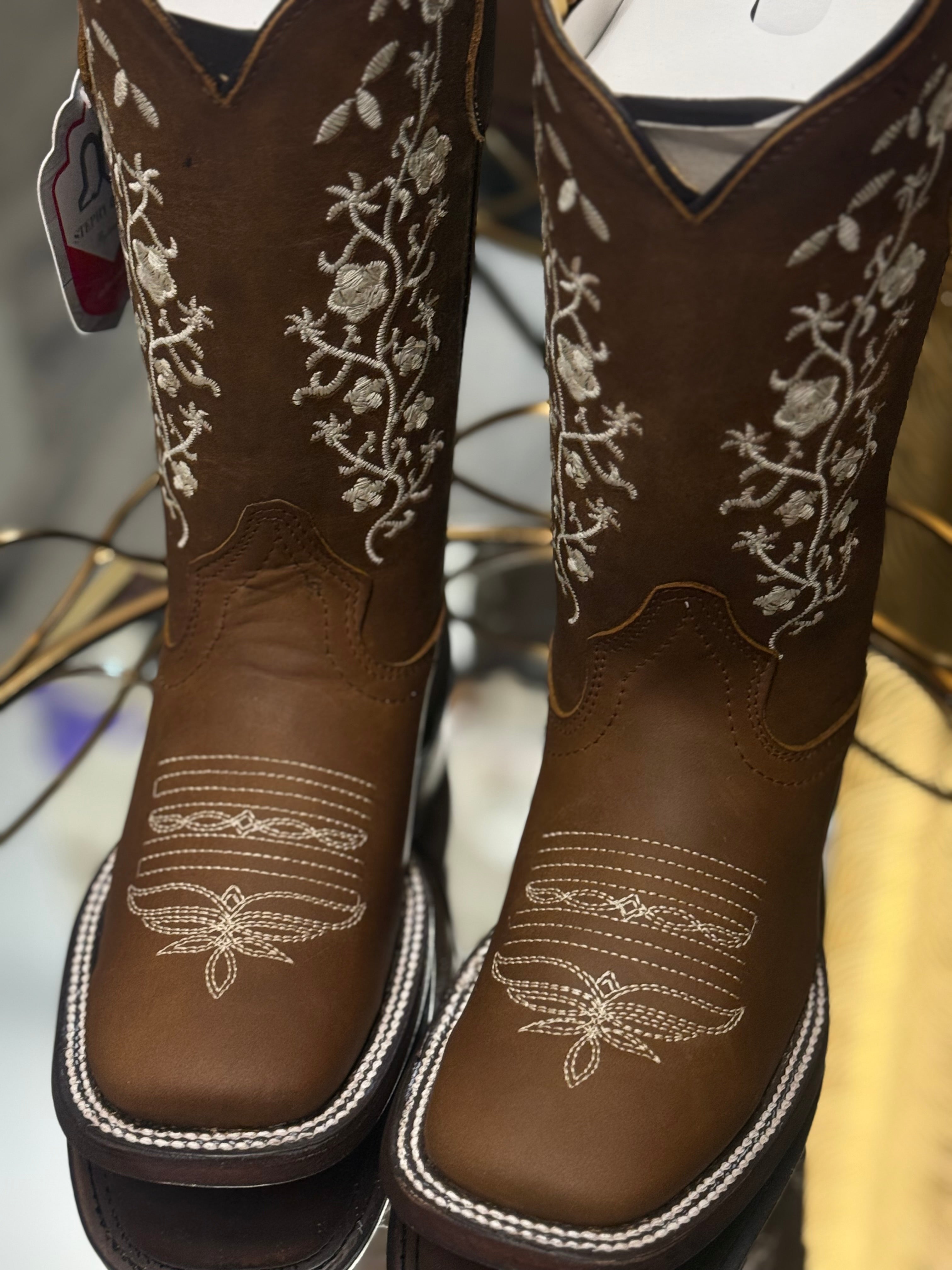 Coqueta SB  | Square Toe Boots Canela