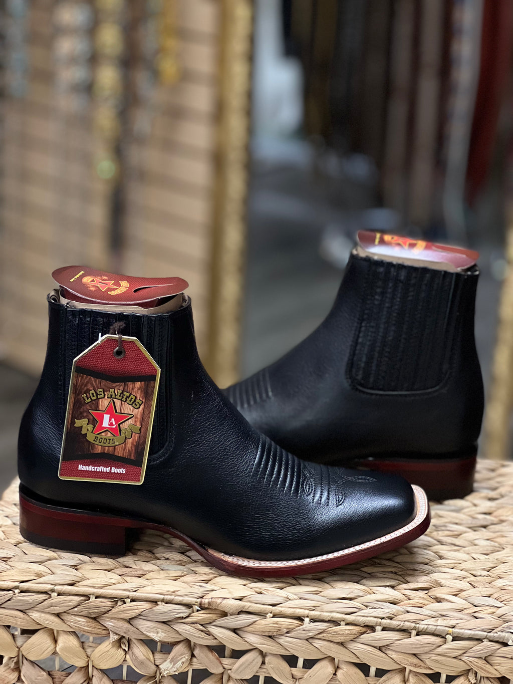 Los Altos Men's Boot Wide Square Toe  Black Leather Sole