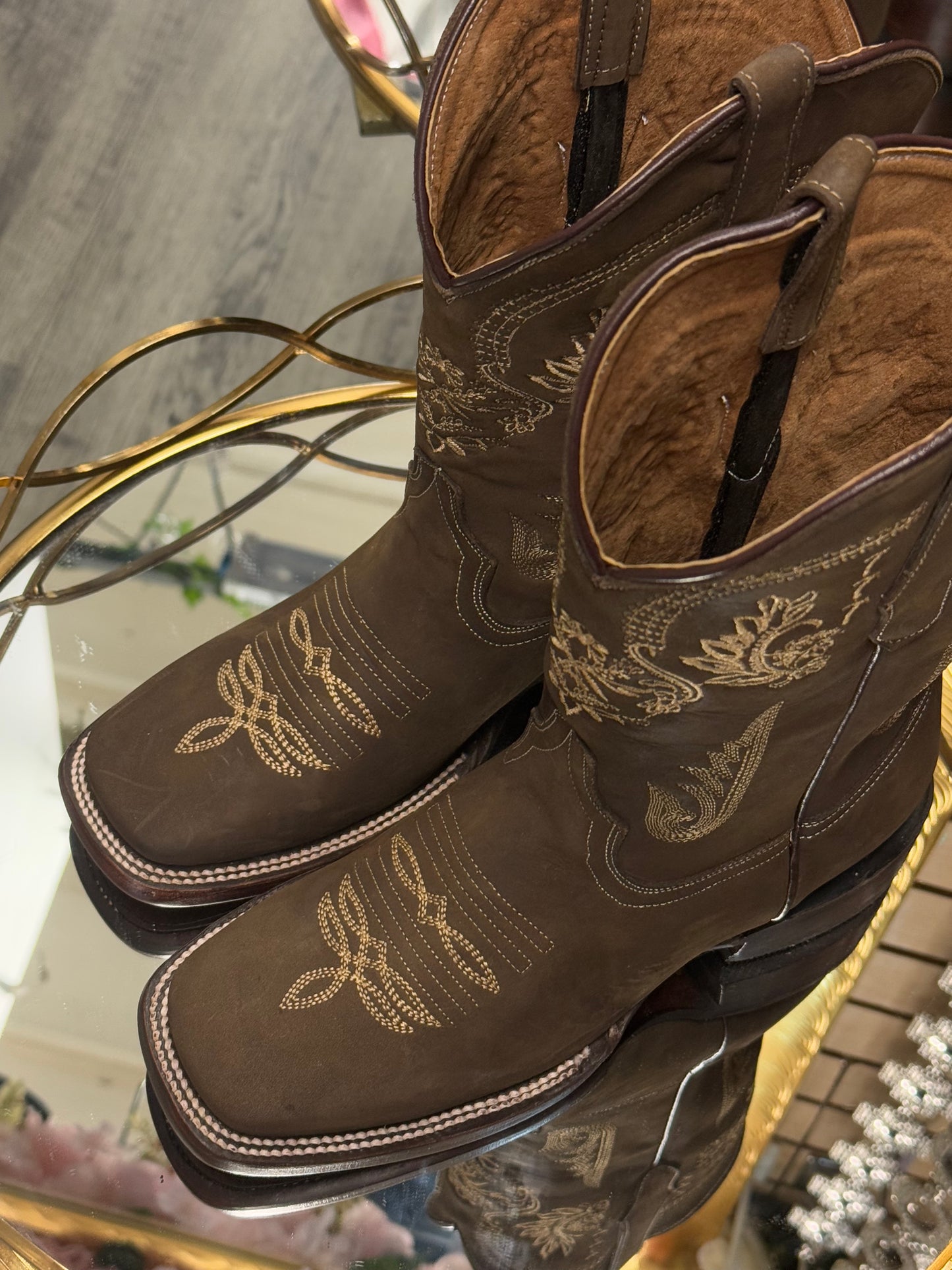 Alamo| women’s square toe Boots