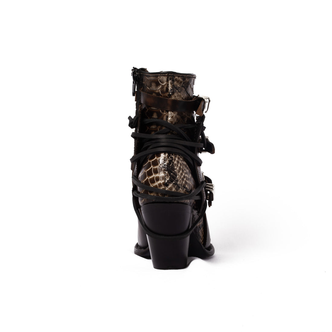 Crue All Leather Round Toe Short Boots (Desert)