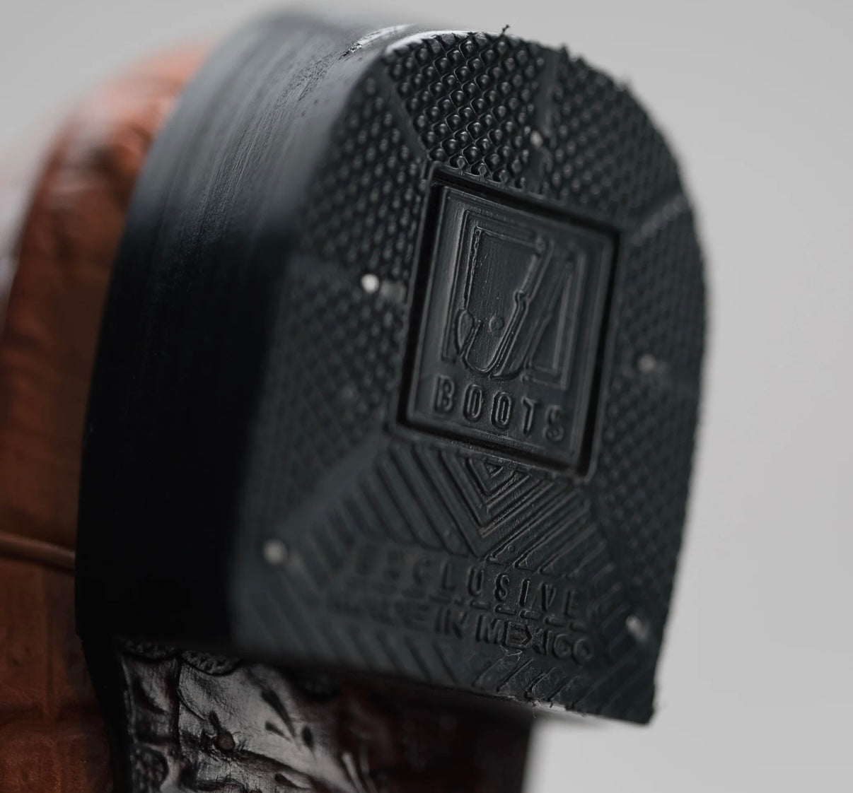 Men’s Caiman J Toe Boots
