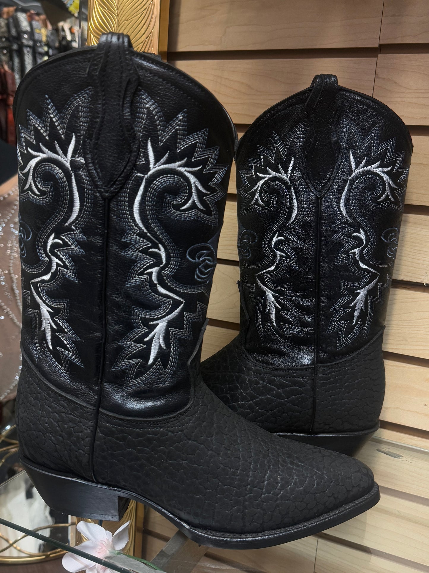 GENUINE BULL NECK LEATHER ROUND TOE WESTERN BOOTS