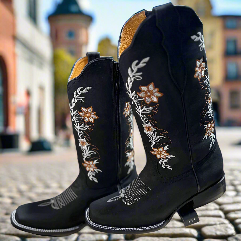 Margarita- Women’s Square-toe Boots Black