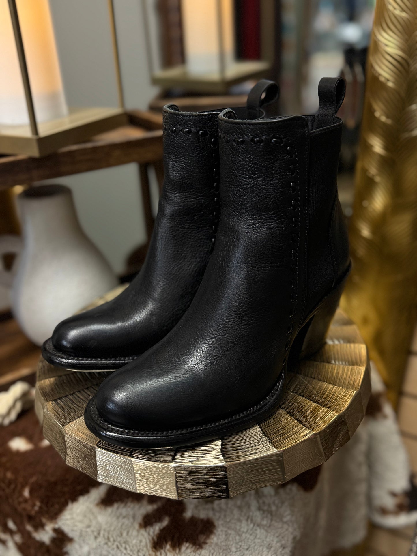 WOMEN´S GENUINE PORTO LEATHER ROUND TOE ANKLE BOOTS BLACK COLOR - LOS ALTOS BOOTS