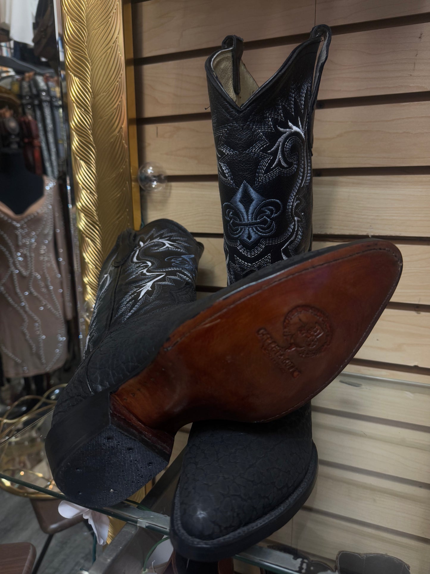 GENUINE BULL NECK LEATHER ROUND TOE WESTERN BOOTS