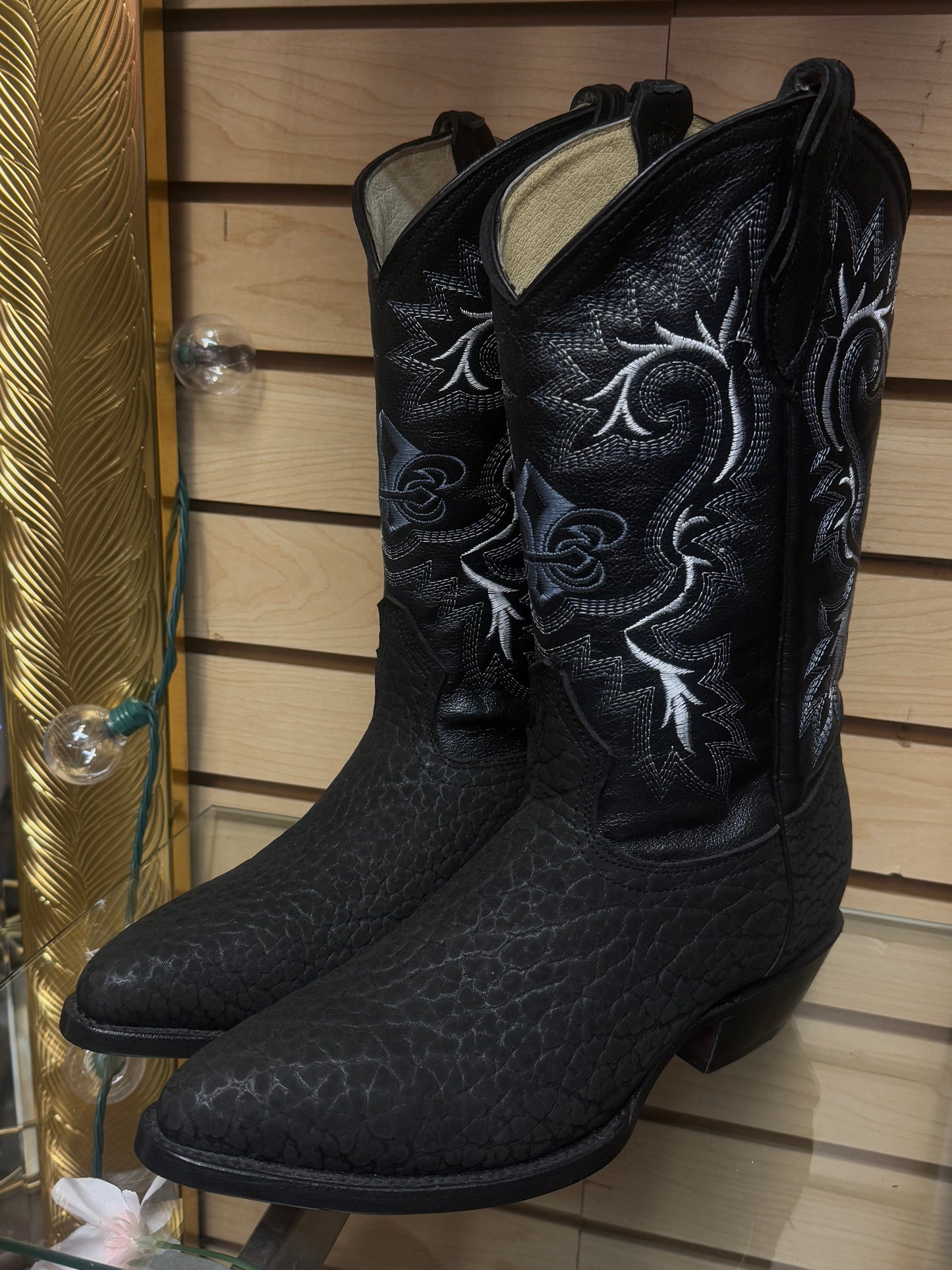 GENUINE BULL NECK LEATHER ROUND TOE WESTERN BOOTS