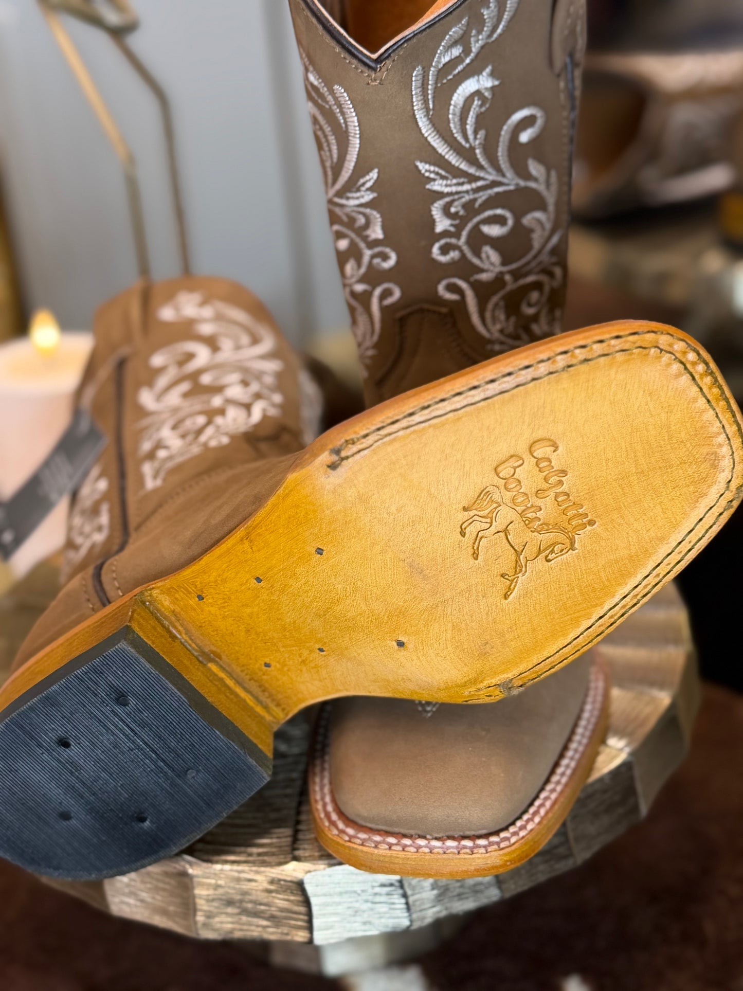 KIARA| WOMENS SQUARE TOE BOOTS