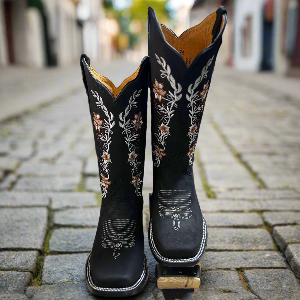 Margarita- Women’s Square-toe Boots Black