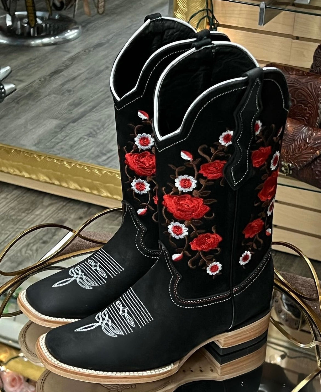 Flor Women’s Square Toe Boots (Black)