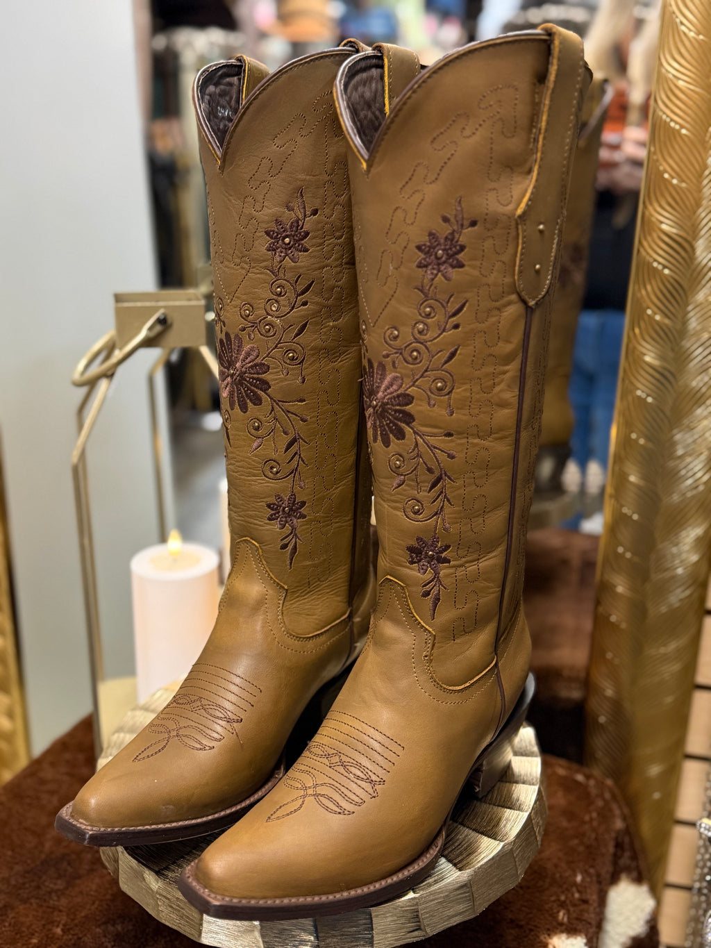 Women’s Tall Snip Toe Cowgirl Boot - Honey