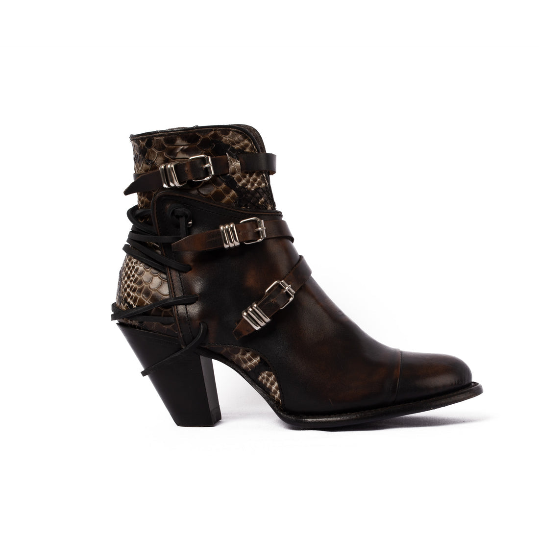 Crue All Leather Round Toe Short Boots (Desert)