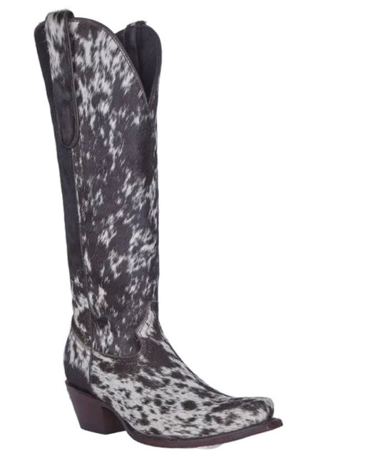 White Diamonds Boots
Snip Toe Hair-On Hide Cowgirl Boots
