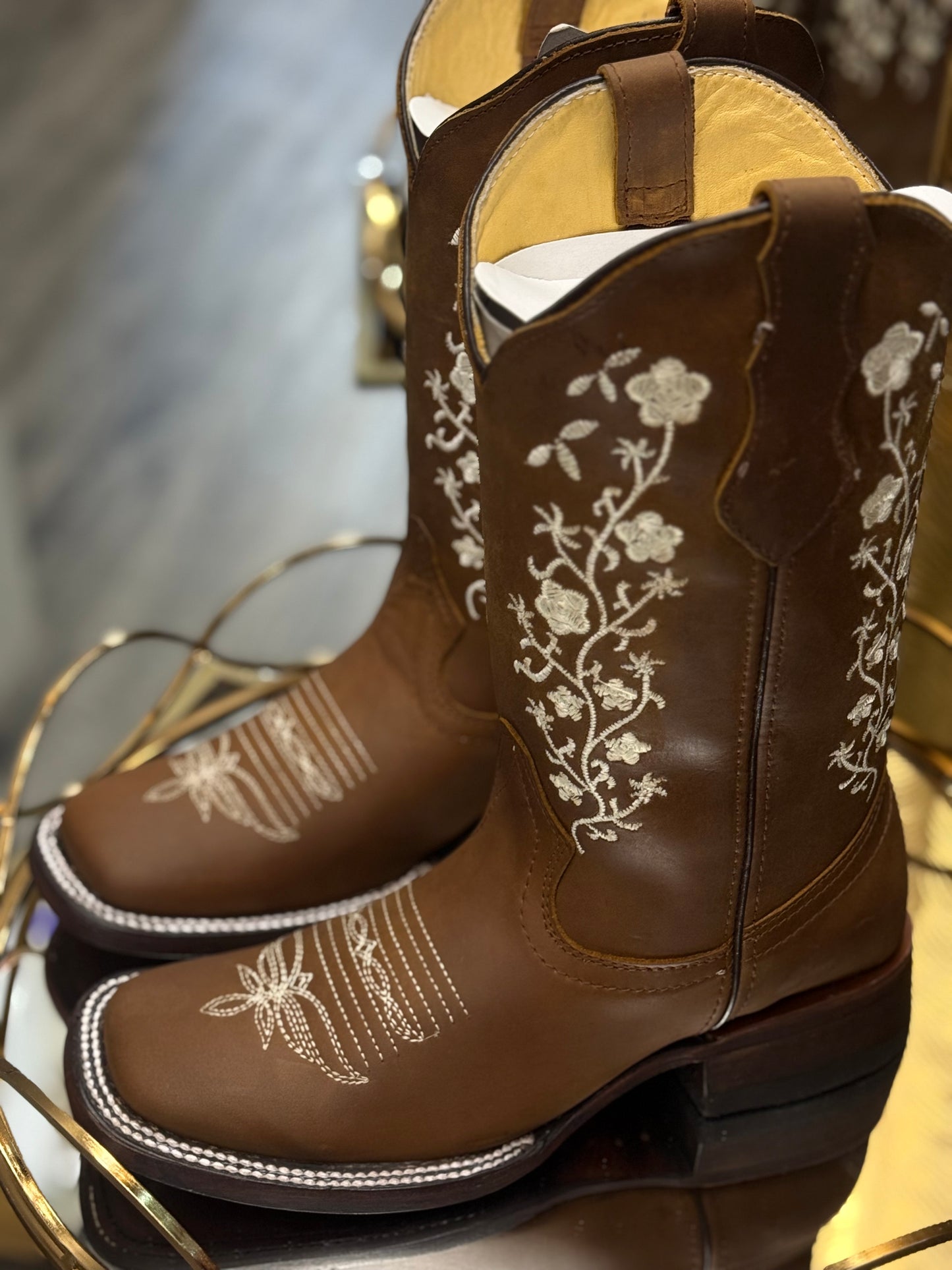 Coqueta SB  | Square Toe Boots Canela