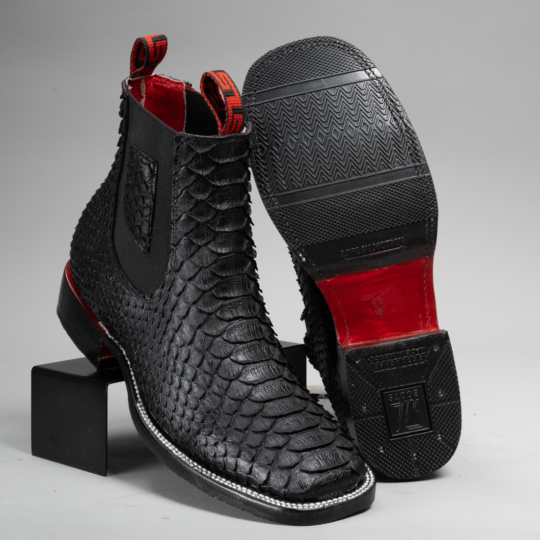 MEN'S PYTHON TRIBUTE SQUARE TOE ANKLE BOOT